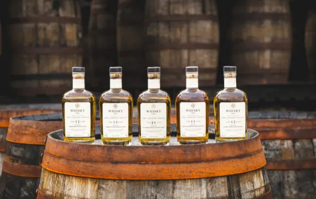 Whisky 1901 представляє першу серію з власної розливної лінії